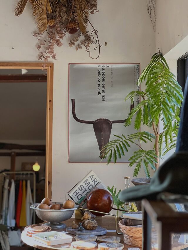 3 day weekend
自転車の牛神様を壁にライドオン。ピカソやねん。
3連休どうぞよろしくお願いします。